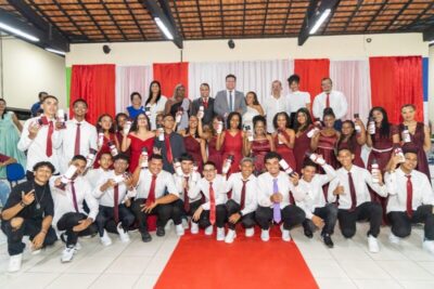 FELIPE CAMARÃO CELEBRA SUCESSO DO CENTRO EDUCA MAIS DORILENE SILVA CASTRO E ANUNCIA AMPLIAÇÃO DE ESCOLAS DE TEMPO INTEGRAL
