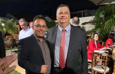 Depois de não votar em Dino, Arquimedes tenta pegar carona usando chapéu alheio