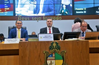 Comunossocialistas silenciam na Assembleia sobre entrevista de Brandão