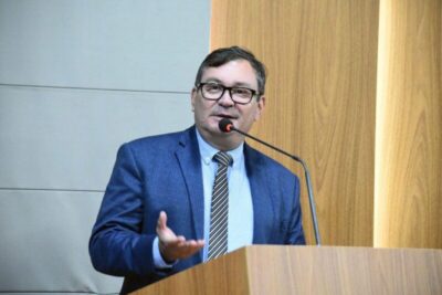 VEREADOR IVALDO RODRIGUES COBRA SOLUÇÕES URGENTES PARA 22 ESCOLAS SEM FUNCIONAMENTO NA REDE MUNICIPAL DE ENSINO