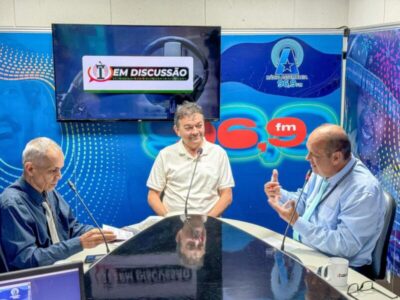 DEPUTADO MILTINHO ARAGÃO FALOU DE SUA ATUAÇÃO PARLAMENTAR NO PROGRAMA ‘EM DISCUSSÃO’ COM RADIALISTAS ÁLVARO LUIZ E HENRIQUE PEREIRA