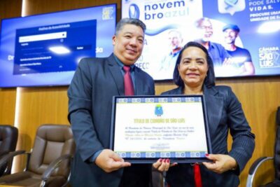 VEREADORA CONCITA PINTO ENTREGA TÍTULO DE CIDADÃO DE SÃO LUIS AO MÉDICO CLÁUDIO ALEX HONDA