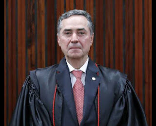 Presidente do STF adia a decisão sobre a reeleição de Iracema Vale a presidente da Assembleia