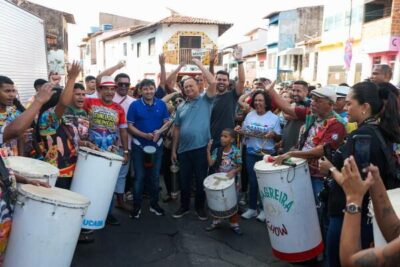 BRANDÃO ACOMPANHADO DO VEREADOR ANDRÉ CAMPOS VISITAM BAIRRO DA MADRE DEUS E REFORÇA COMPROMISSO COM AS TRADIÇÕES DO MARANHÃO