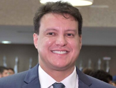 Justiça determina remoção de conteúdo envolvendo Felipe Camarão e impõe multa por descumprimento
