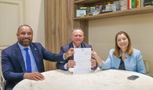 Carlos Brandão e Iracema Vale garantem unidade na eleição da FAMEM