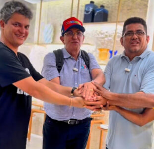Vereador Júlio do Moisés de Coroatá Declara Apoio ao Deputado Estadual Francisco Nagib em Visita a Codó no Lançamento da Pedra Fundamental da Ponte Dr José Anselmo.