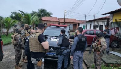 Operação policial prende duas pessoas em flagrante e apreende armas de fogo e drogas em Arari