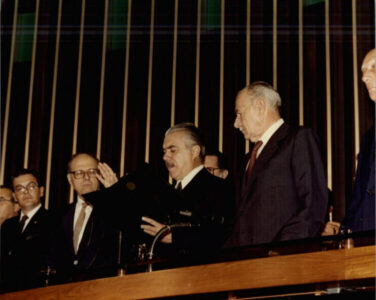 Há 40 anos, José Sarney assumia a Presidência da República