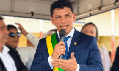 Prefeito de Apicum-Açu suspende todos os contratos firmados com a gestão anterior