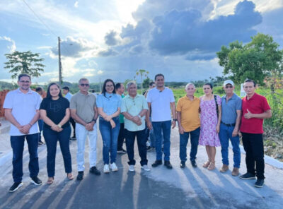 Prefeita Leide recebe o senador Weverton Rocha para entrega de ruas pavimentadas em Governador Archer