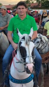 Assim como foi Ricardo Murad em 2019, Edimar Franco tenta enganar à população de Coroatá com pesquisas e números mirabolantes