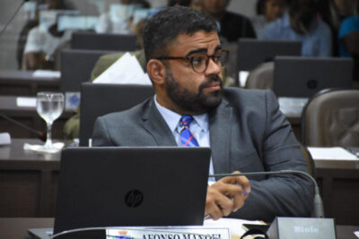 Paulo Victor nega arrendamento da TV Guará