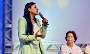 Prefeita Roberta Barreto representa a Famem no 2° Congresso da Saúde e reforça parceria entre Governo do Estado e municípios