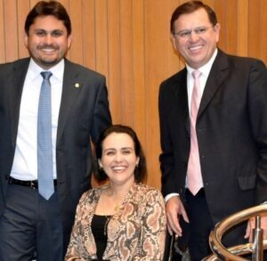 Juscelino Filho pede demissão após denúncia da PGR e crise pode reconfigurar disputa na família Rezende