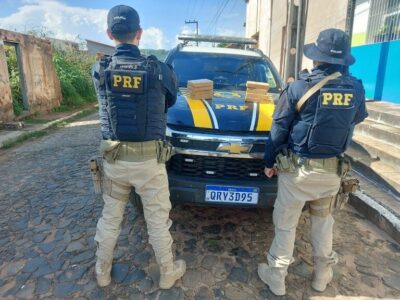 Polícia Rodoviária Federal apreende 8,2 Kg de Cocaína e prende traficante em São João dos Patos