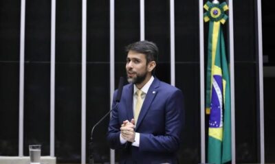Pedro Lucas recusa convite de Lula e permanece na liderança do União Brasil na Câmara
