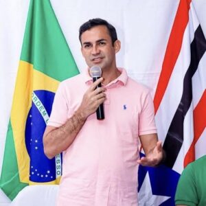 Wallas Rocha anuncia reajuste salarial para professores da rede municipal de São Benedito do Rio Preto