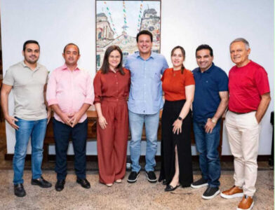 Ideologia Política confusa: Felipe Camarão quer unir PT e PL o maior adversário do presidente Lula