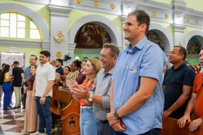 Secretario Orleans prestigia os 90 anos de Carutapera ao lado da presidente da ALEMA, Iracema Vale