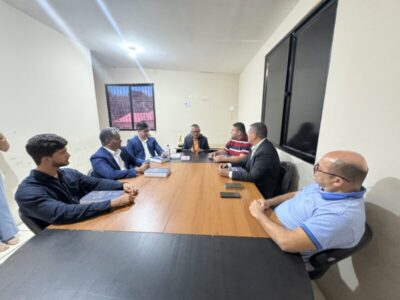 Raposa: Eudes Barros dialoga com novos vereadores que assumirão em 2025 independente dos partidos