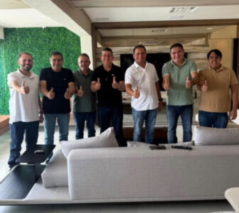 Lideranças do PDT reafirmam apoio a Weverton Rocha e discutem estratégias para 2026