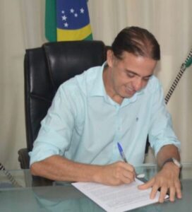 Caxias segue como primeira cidade do Brasil a pagar salários, valorizando o servidor e impulsionando a economia local