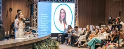 Iracema Vale profere palestra no II Fórum Estadual de Políticas Públicas para as Mulheres