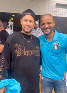 Empresário que esteve a frente da operação Botafogo/PB x Flamengo, esteve com Neymar em Santos