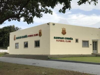 Torcida do Sampaio critica presidência do time por venda de mando de campo em partida contra o Fluminense