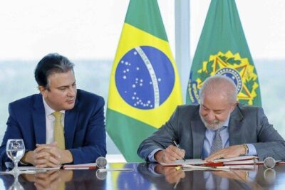Lula assina decreto que proíbe cursos 100% on-line de Medicina, Enfermagem e Direito