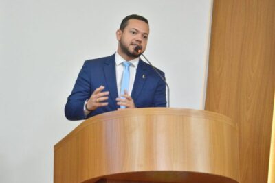 Octávio Soeiro propõe estudo para retificar rio paciência e diminuir alagamentos em bairros da capital