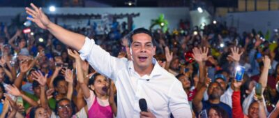 Pesquisa mostra Paulinho pela 1ª vez liderando a disputa em Caxias