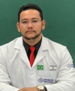 Justiça dá prazo para criminoso digital que se passa por falso Médico , apagar Fake News contra Pré-Candidato