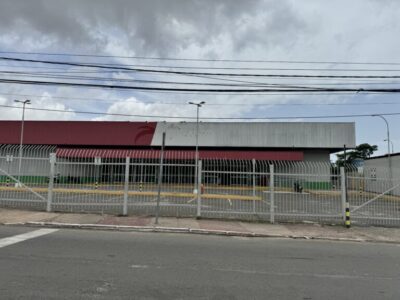 Mateus aluga antigas lojas do Bompreço em São Luís