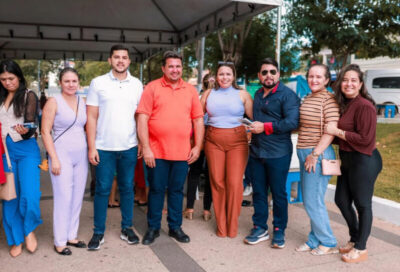 Prefeitura de Tuntum realiza ação alusiva ao Junho Violeta na Praça São Francisco de Assis