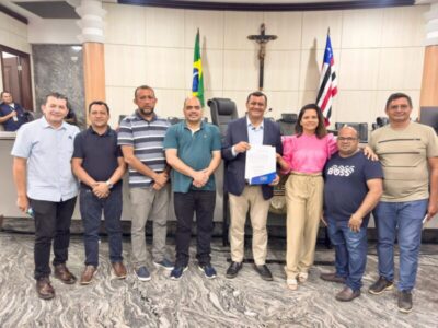 Prefeito Márcio Viana faz adesão a programa que vai garantir moradias para godofredenses