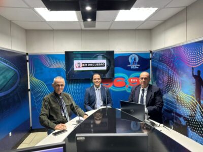 ‘Em Discussão’