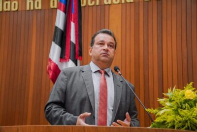 Deputado diz que Othelino Neto persegue a presidente Iracema Vale com judicializações