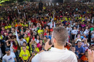 Multidão comparece no lançamento da pré-candidatura de Dr Kaio a prefeito de Pinheiro