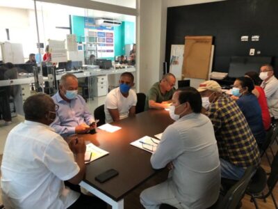 Vereadores se reúnem com dirigente da MOB e dão importante passo para implantação do transporte alternativo em Raposa