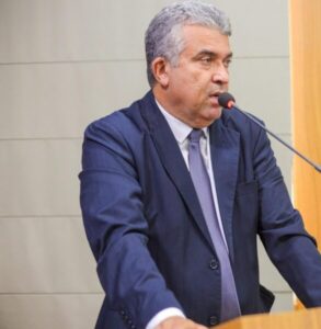 Marcial Lima denuncia descaso com o entorno do Mercado do São Francisco