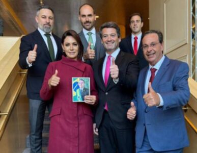 Michelle adota receituário do PT para dizer que Jair Bolsonaro está na posse de Trump