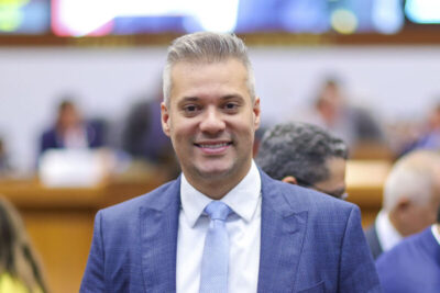 Deputado Neto Evangelista assume presidência da Comissão de Orçamento