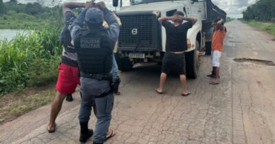 PM intercepta caminhão e recupera trilhos furtados da Vale em Miranda do Norte