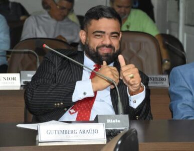 Vídeo: Vereadoras e vereadores antecipam voto e Paulo Victor será eleito presidente da Câmara