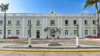 Prefeitura de São Luís é condenada a realizar concurso público para educação