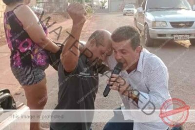 Durante evangelismo, homem fica aos prantos na rua ao ouvir pastor falar de Jesus