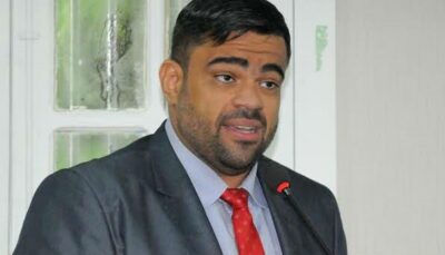Paulo Victor inicia mandato mirando vaga na Assembleia Legislativa