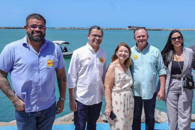 Iracema Vale prestigia ato de filiação do senador Cid Gomes ao PSB, no Ceará